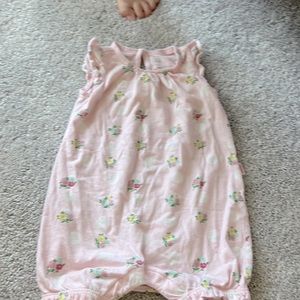 Baby gap romper. 3-6 m